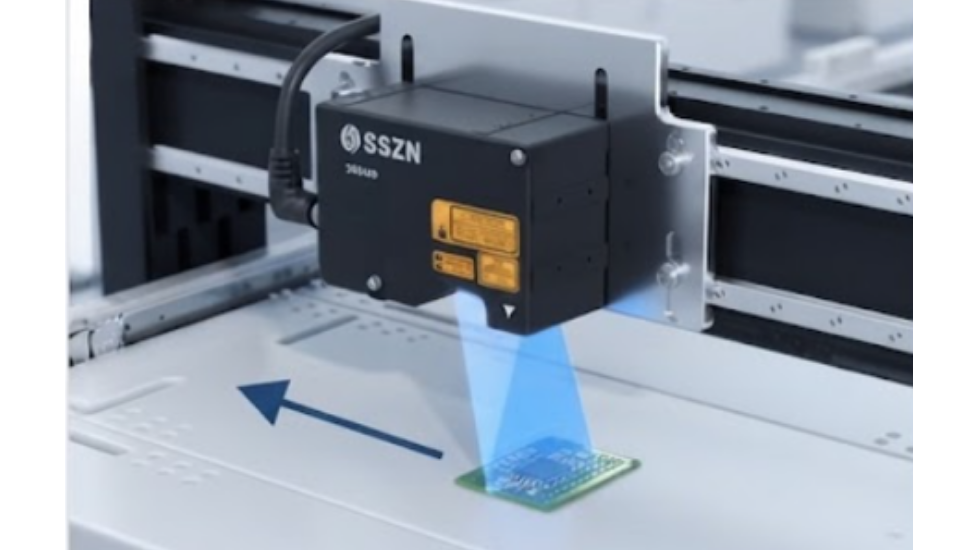 SSZN 深視 3D 線掃與<br> InsWorks VDE 應用 -<br> PCB 版點雲拼接